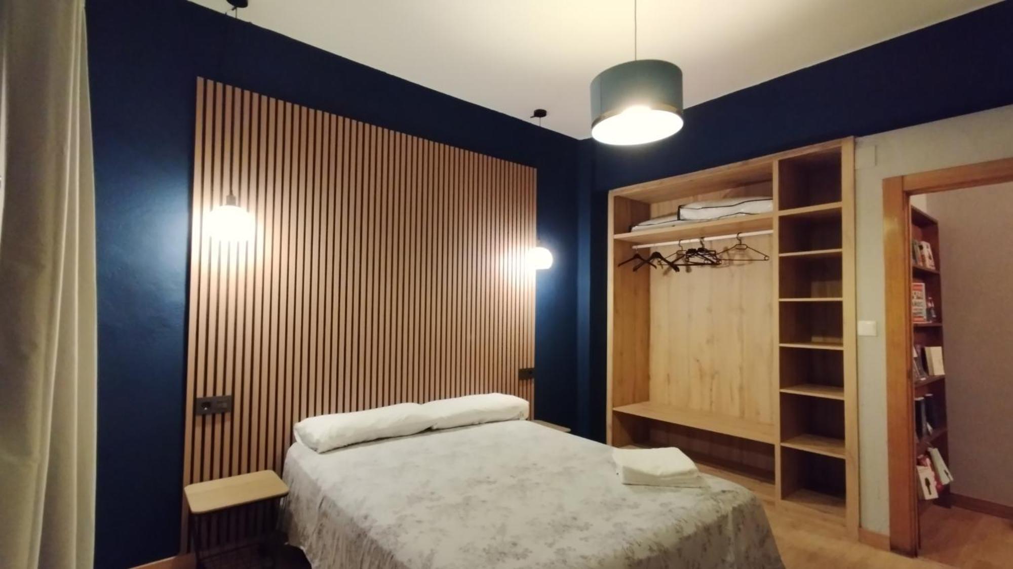 Segundo Antolin Yellow Door Ponferrada Ngoại thất bức ảnh